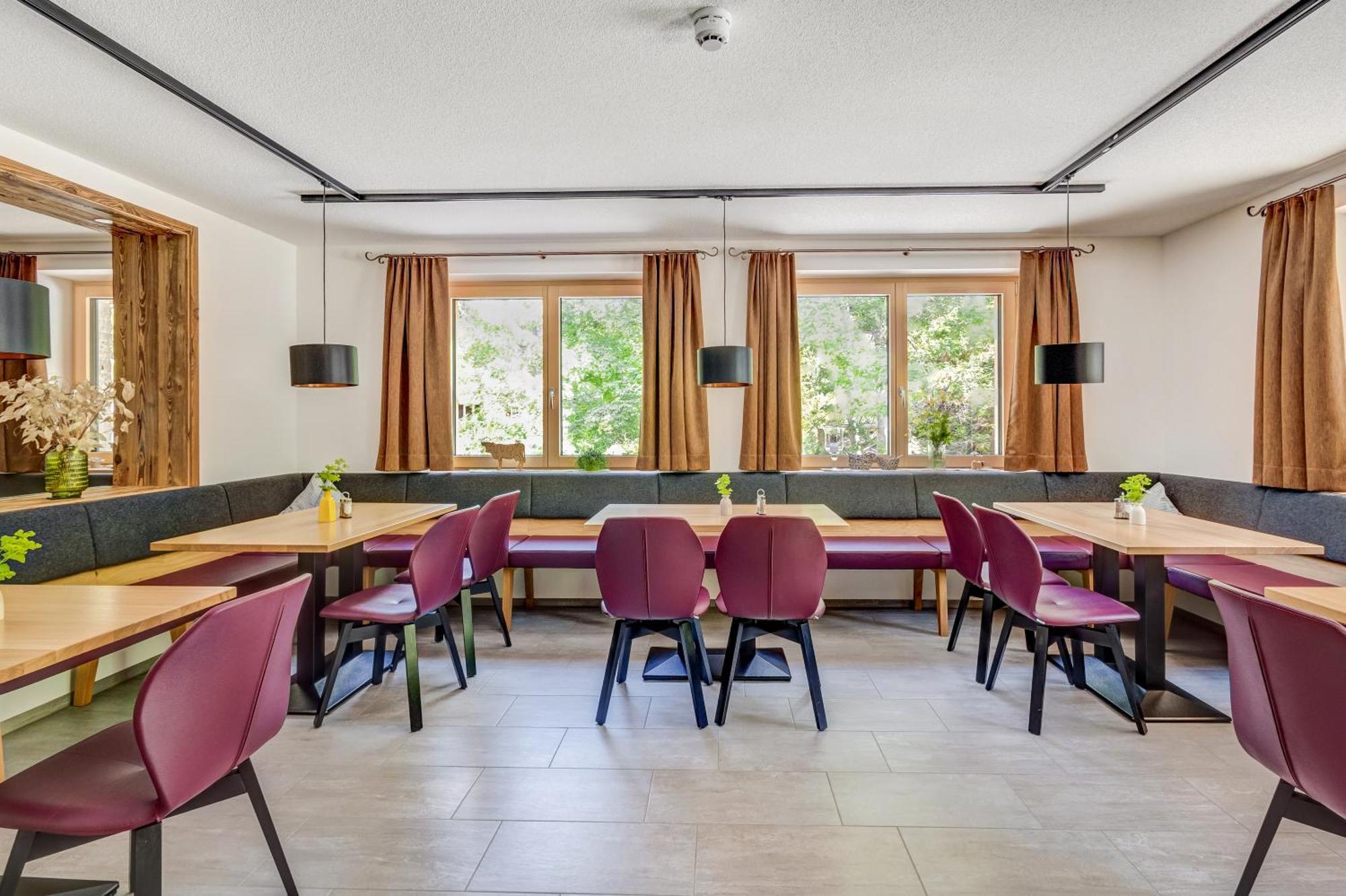 Hotel Lisas - With Wellness And Breakfast Schröcken Exteriér fotografie